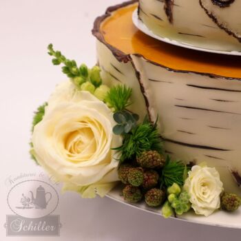 Birkentorte_baumstammstorte_Hochzeitstorte_vintage_greenery_rosen_konditorei schiller_Radebeul