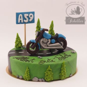 geburtstagstorte_konditorei schiller_schiller_radebeul_torte_sachertorte_motorrad_motorradfahrer_bike_biker_geburtstag