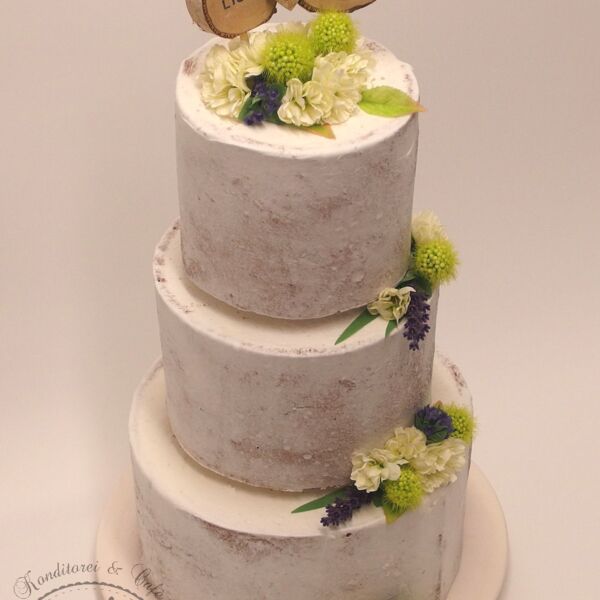 hochzeitstorte_vintage_konditorei schiller_naked cake_nakedcake_holz_dezent