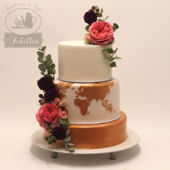 Schilcht Weiß_hochzeitstorte_torte_heiraten_Radebeul_dresden_meißen_konditorei_konditorei schiller_gold_rose_1000x1000